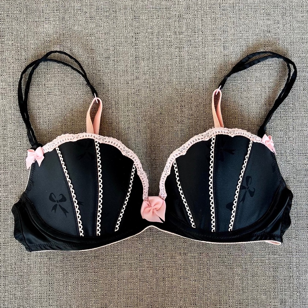 Victoria's Secret Romantic Push Up Bra